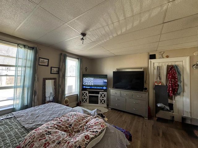 615 MT VERNON STREET, Oshkosh, WI 54901