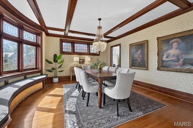 727 Yale Avenue, University City, MO 63130