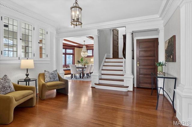 727 Yale Avenue, University City, MO 63130