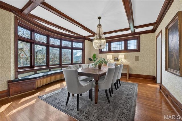 727 Yale Avenue, University City, MO 63130