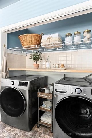 8 Windsor Drive, Foxboro, MA 02035