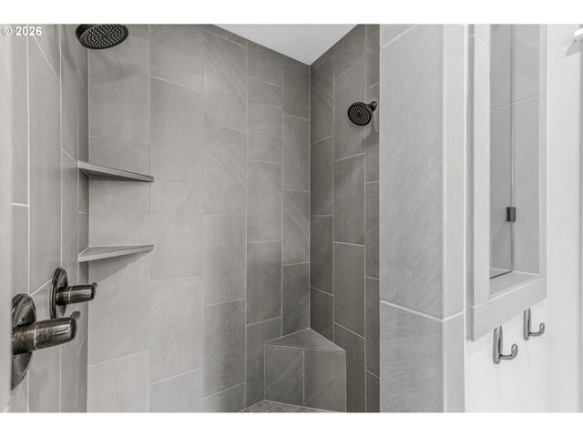 8104 Ne 185TH Ave, Vancouver, WA 98682