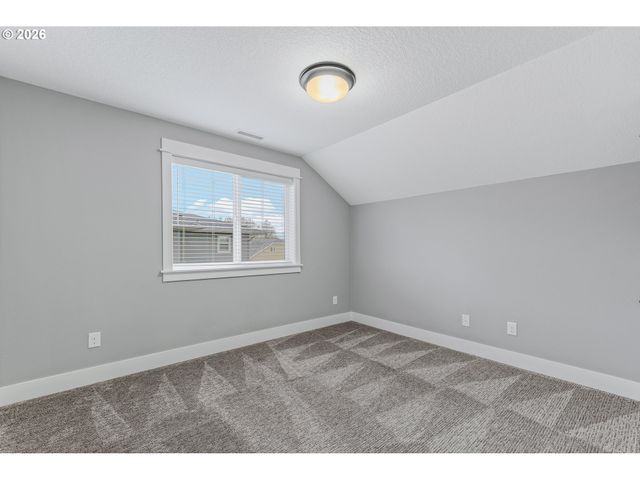 8104 Ne 185TH Ave, Vancouver, WA 98682