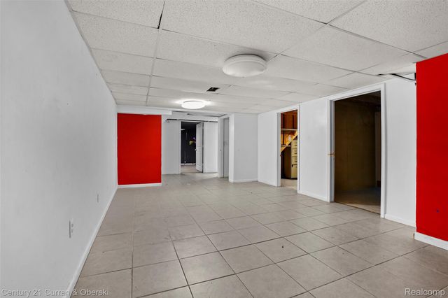 704 N Inkster Road, Dearborn Heights, MI 48127
