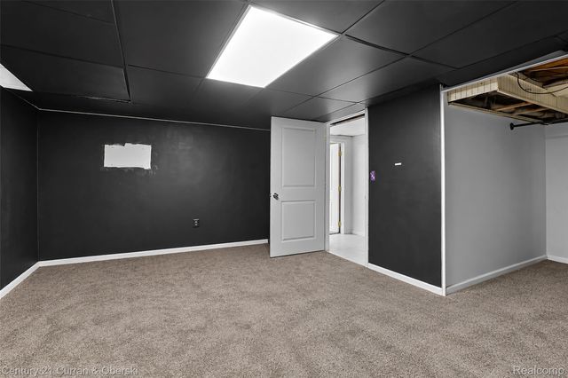 704 N Inkster Road, Dearborn Heights, MI 48127