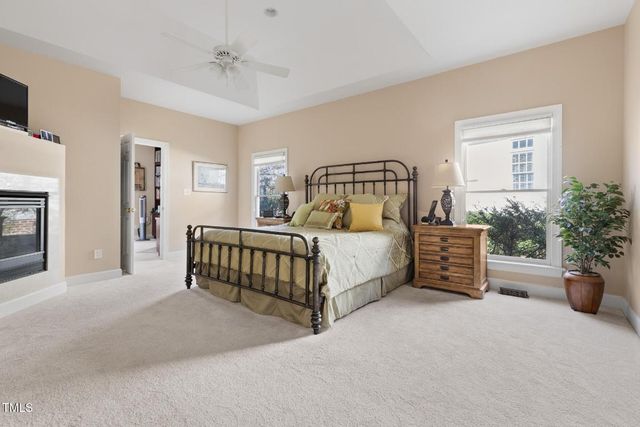 50002 Brogden, Chapel Hill, NC 27517