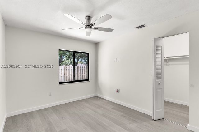 13962 SW 52 LN, Miami, FL 33175