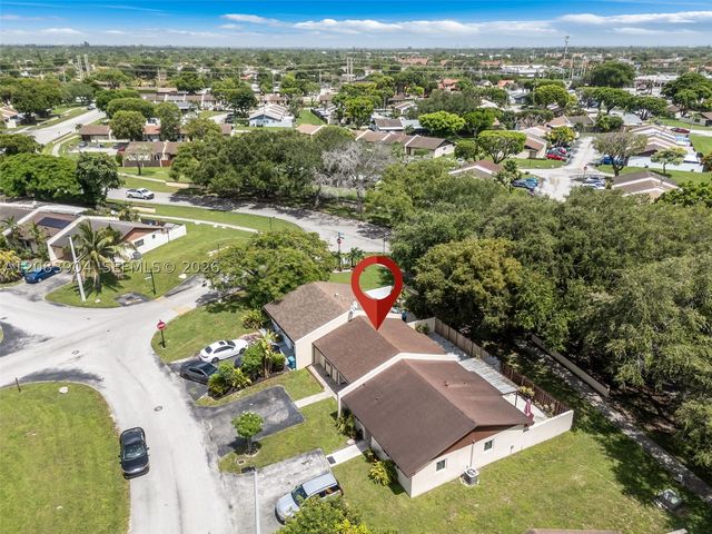13962 SW 52 LN, Miami, FL 33175