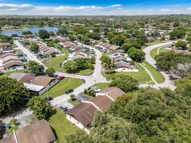 13962 SW 52 LN, Miami, FL 33175