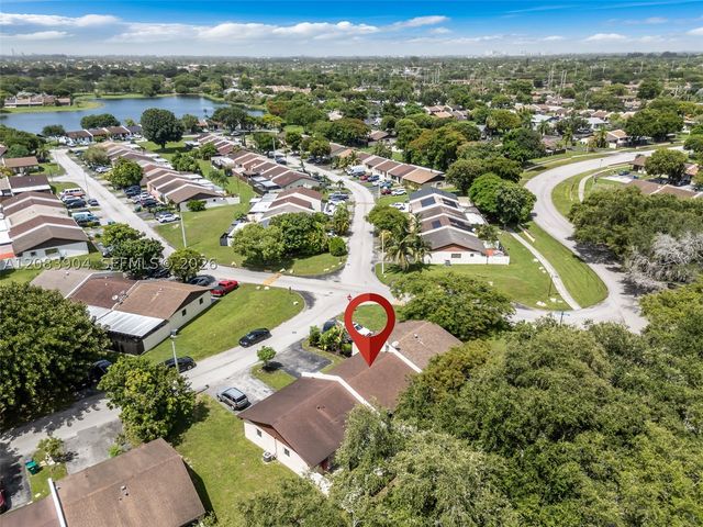 13962 SW 52 LN, Miami, FL 33175