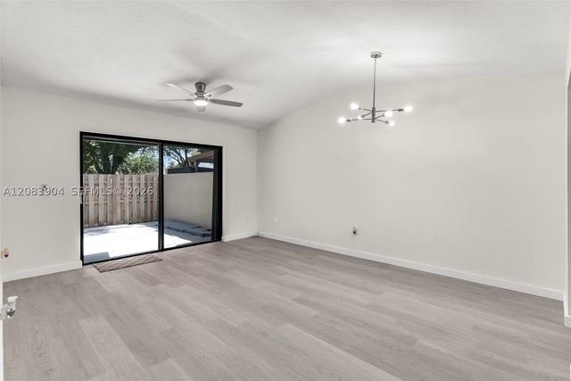 13962 SW 52 LN, Miami, FL 33175