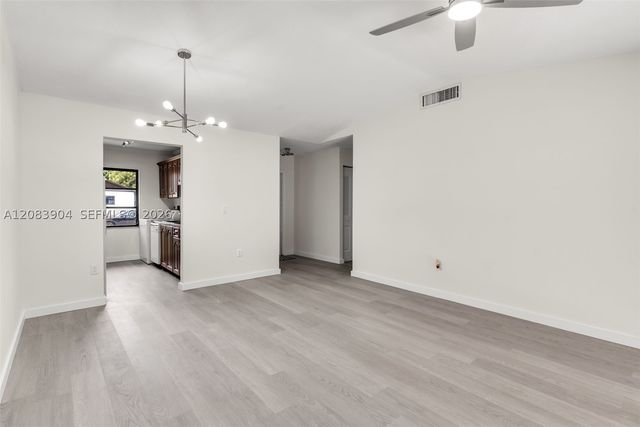 13962 SW 52 LN, Miami, FL 33175
