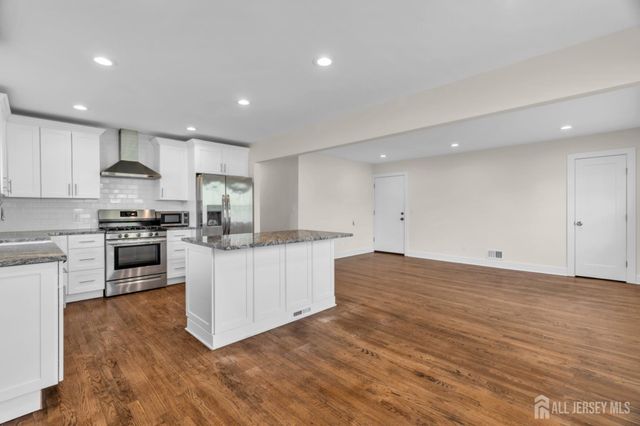 36 Van Buren Avenue, Metuchen, NJ 08840