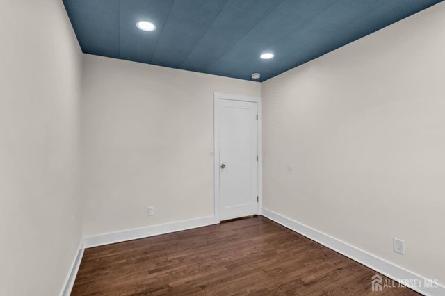 36 Van Buren Avenue, Metuchen, NJ 08840