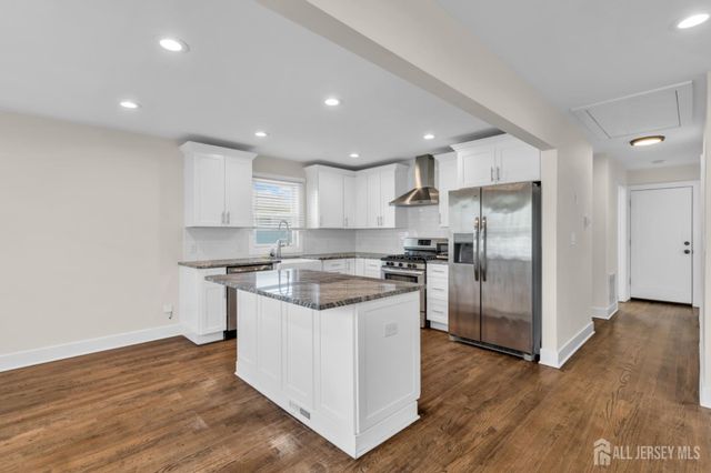 36 Van Buren Avenue, Metuchen, NJ 08840
