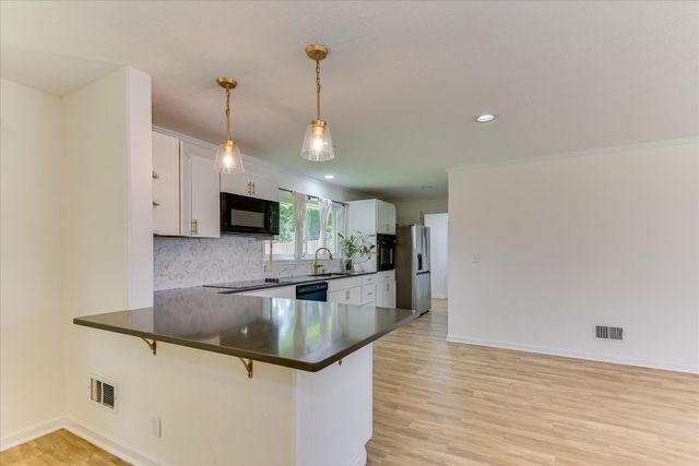 501 Hampton Avenue, North Augusta, SC 29841