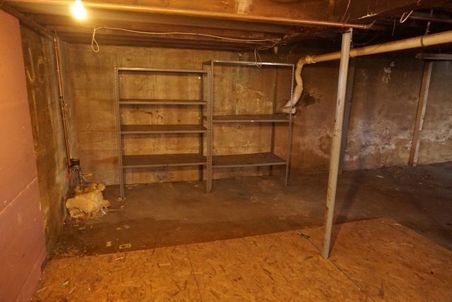 823 Market St, Rockland, MA 02370