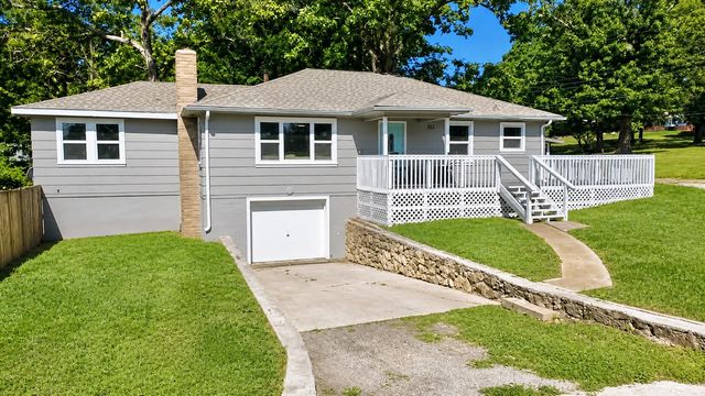 102 S Hickory Street, Bernice, OK 74331