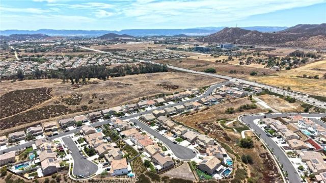 34376 Prairie Creek, Murrieta, CA 92563