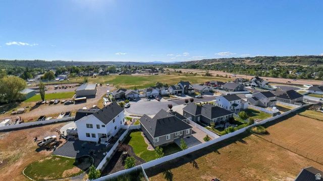 7312 S HAROLDS WAY, South Weber, UT 84405