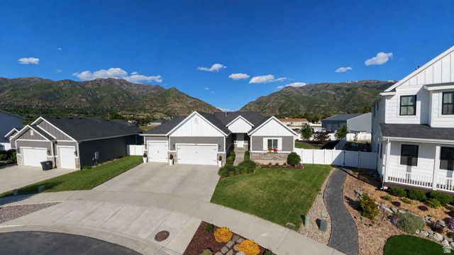 7312 S HAROLDS WAY, South Weber, UT 84405