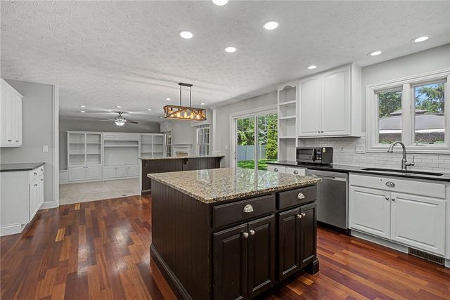 570 Brookmeade Court, Troy, OH 45373