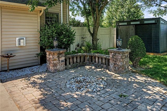 570 Brookmeade Court, Troy, OH 45373