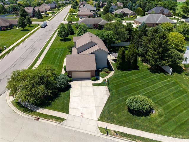 570 Brookmeade Court, Troy, OH 45373