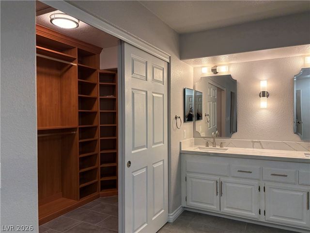 3755 Emerald Bay Circle, Las Vegas, NV 89147
