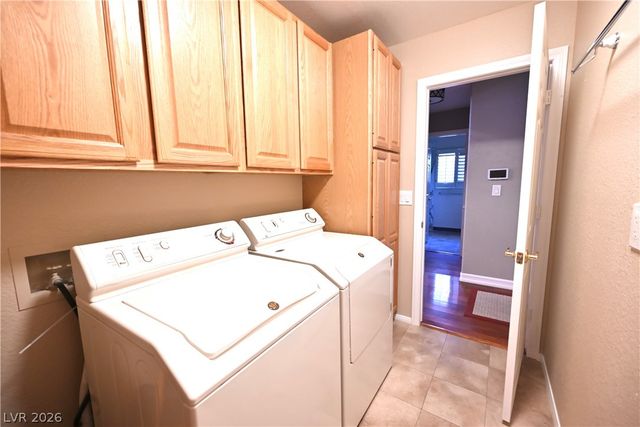 3755 Emerald Bay Circle, Las Vegas, NV 89147