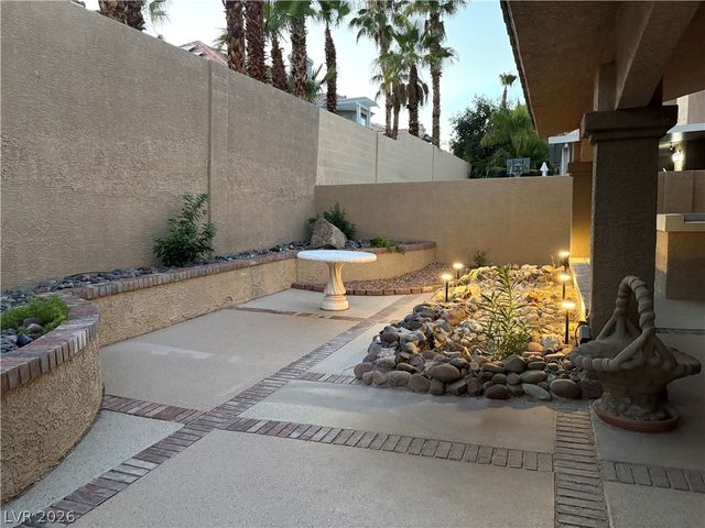 3755 Emerald Bay Circle, Las Vegas, NV 89147