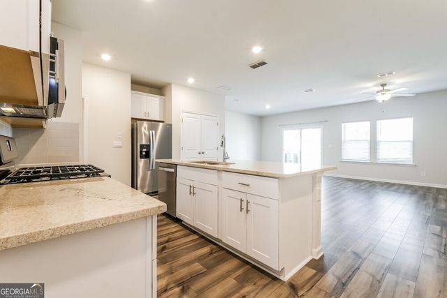 1632 Villageside Court, Lawrenceville, GA 30043