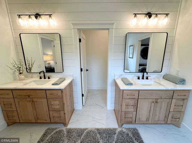 18025 100th Court N, Maple Grove, MN 55311