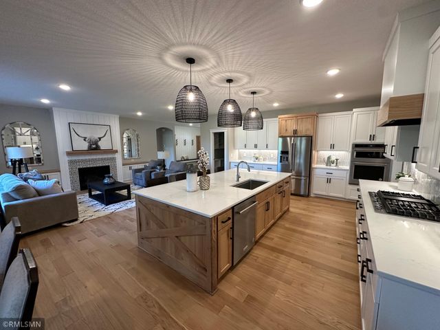 18025 100th Court N, Maple Grove, MN 55311