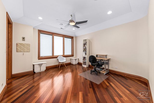 904 S Edgewood Lane, Mount Prospect, IL 60056