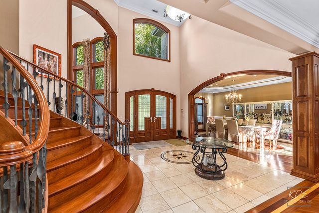 904 S Edgewood Lane, Mount Prospect, IL 60056