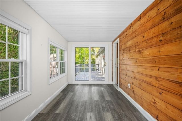 23 Ward St, Auburn, MA 01501