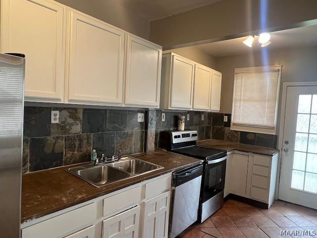 1818 ST CHARLES Avenue, Montgomery, AL 36107