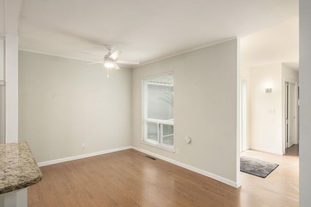 516 W Palo Alto Avenue, Fresno, CA 93704