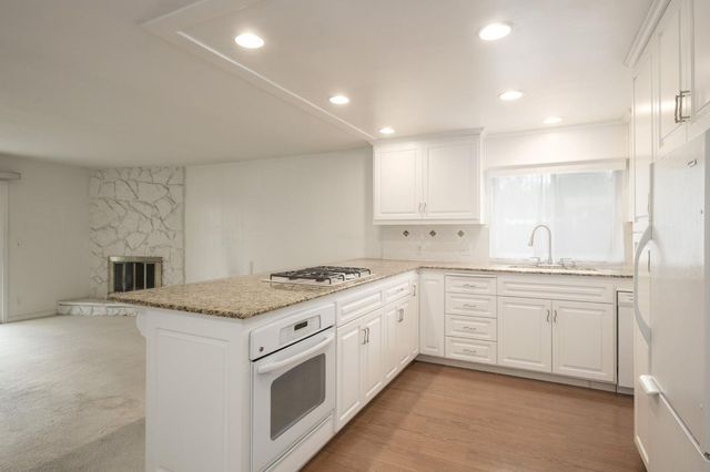 516 W Palo Alto Avenue, Fresno, CA 93704