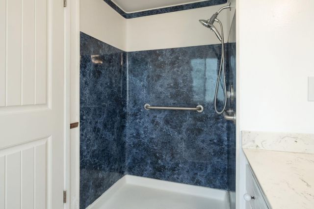 516 W Palo Alto Avenue, Fresno, CA 93704