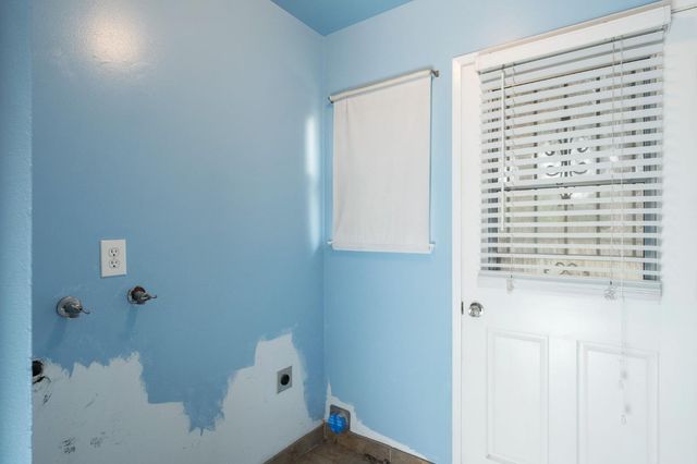 516 W Palo Alto Avenue, Fresno, CA 93704