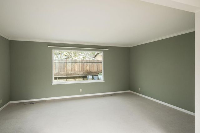 516 W Palo Alto Avenue, Fresno, CA 93704