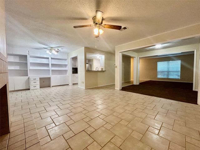 2456 Country Club Drive, Pearland, TX 77581