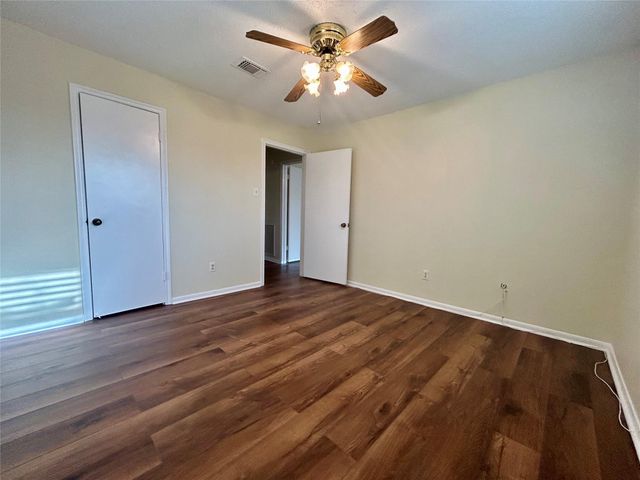 2456 Country Club Drive, Pearland, TX 77581