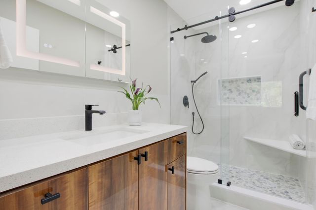 107 Club Drive, Palm Beach Gardens, FL 33418