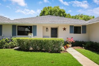 107 Club Drive, Palm Beach Gardens, FL 33418