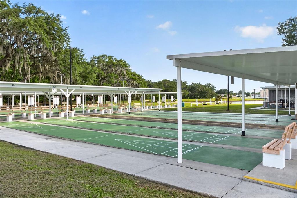Image 26 of property listing at 3111 CLUB CIRCLE, Lake Wales, FL 33854