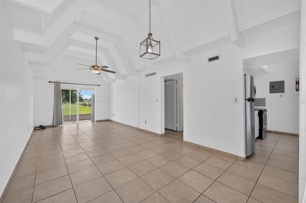 Image 9 of property listing at 3111 CLUB CIRCLE, Lake Wales, FL 33854
