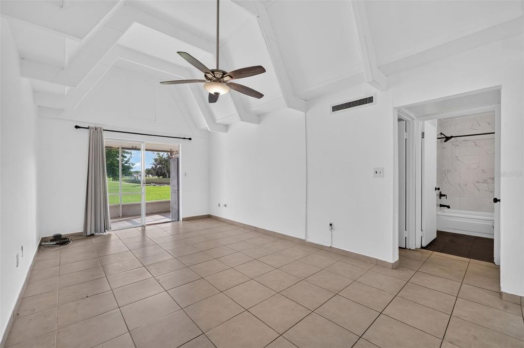 Image 10 of property listing at 3111 CLUB CIRCLE, Lake Wales, FL 33854